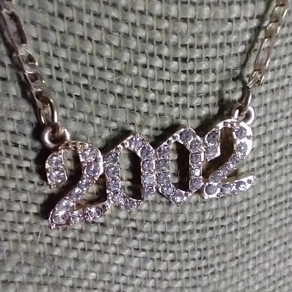 2002 goldtone Crystal curb chain graduation school necklace - Picture 2 of 7